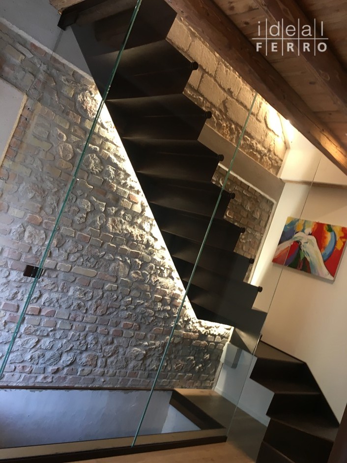 Scala in acciaio corten con finitura ad olio idealferro Scale vetro e acciaio