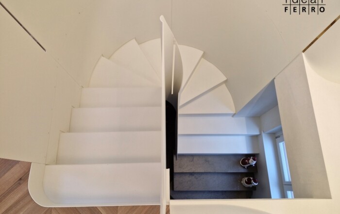 scala interna ferro bianco