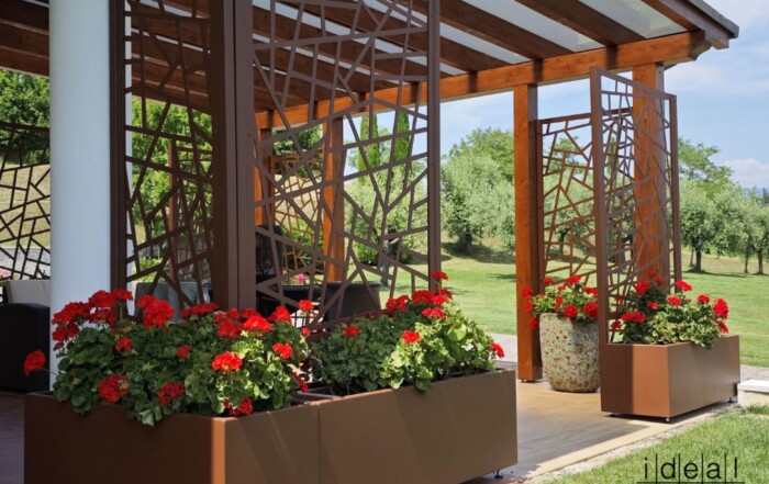 fioriere in ferro verniciato effetto corten